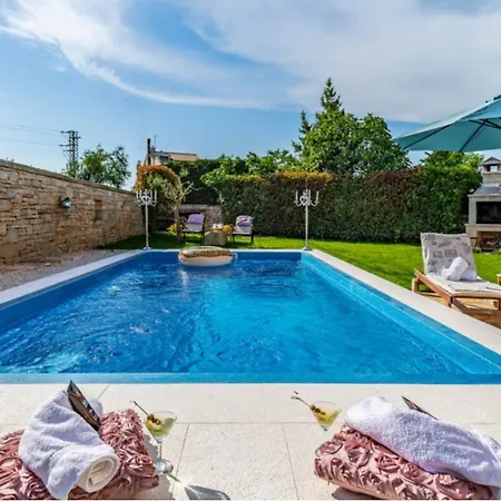 Сasa de vacaciones Pilici Šišan